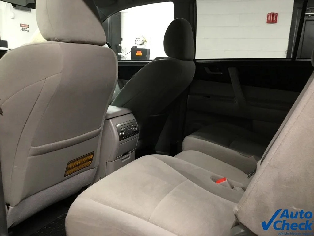 Used 2013 Black Toyota Base Plus V6 image 27