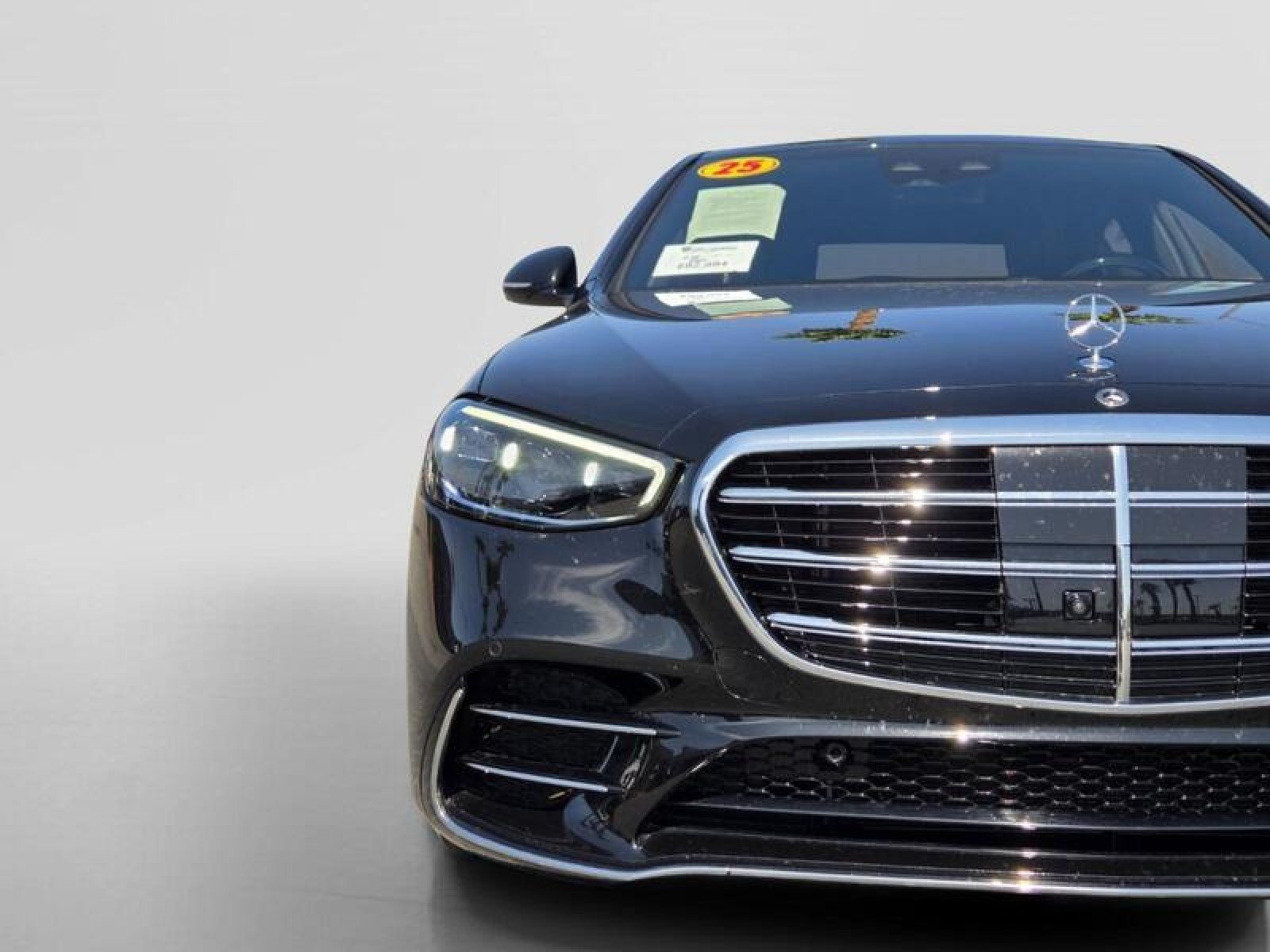 Certified Used 2025 Obsidian Black Metallic Mercedes-Benz S 500 image 10