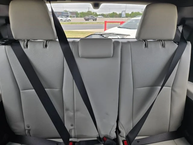 New 2026 Wind Chill Pearl Toyota Hybrid MAX Platinum image 25
