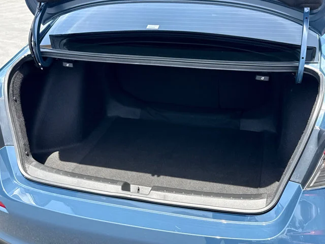 Used 2025 Blue Honda C image 6