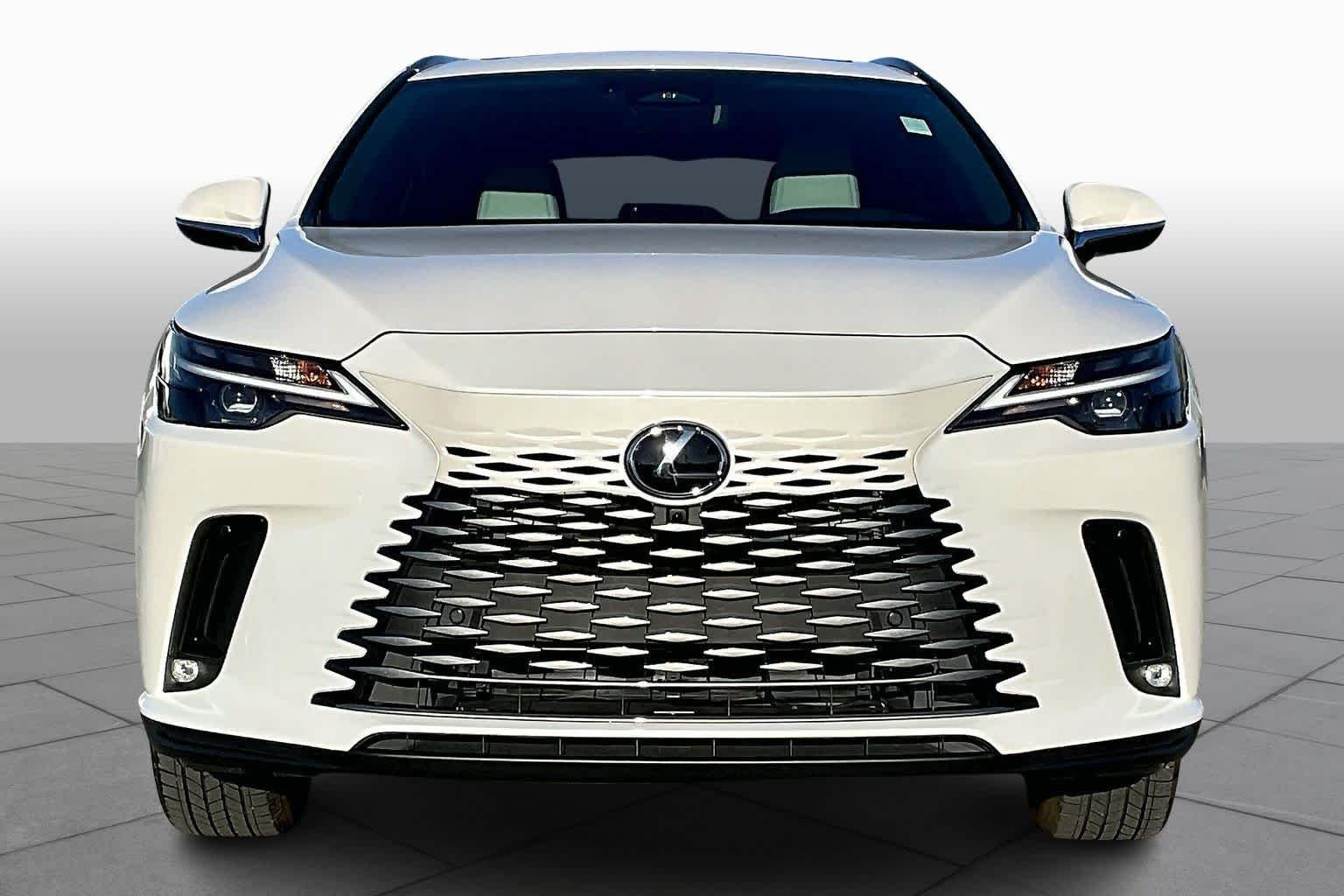 Used 2024 Eminent White Pearl Lexus Premium Plus image 3