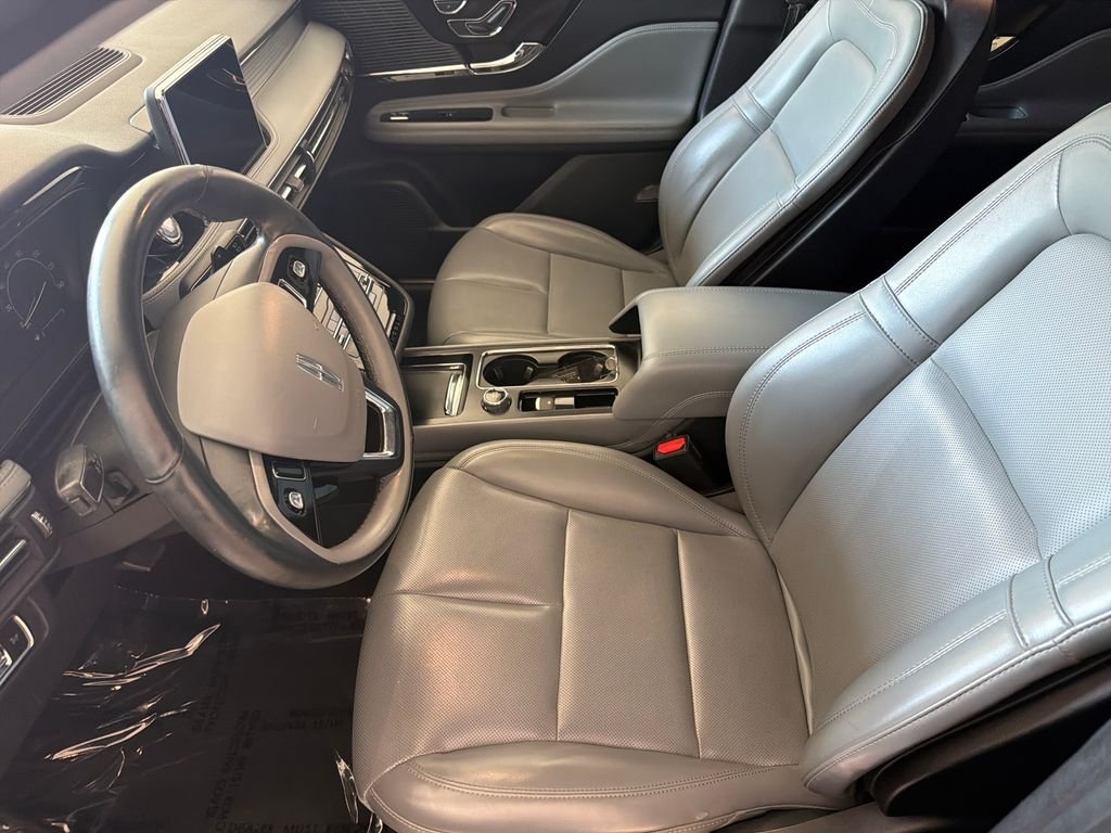 Used 2020 Gray Lincoln Standard image 16