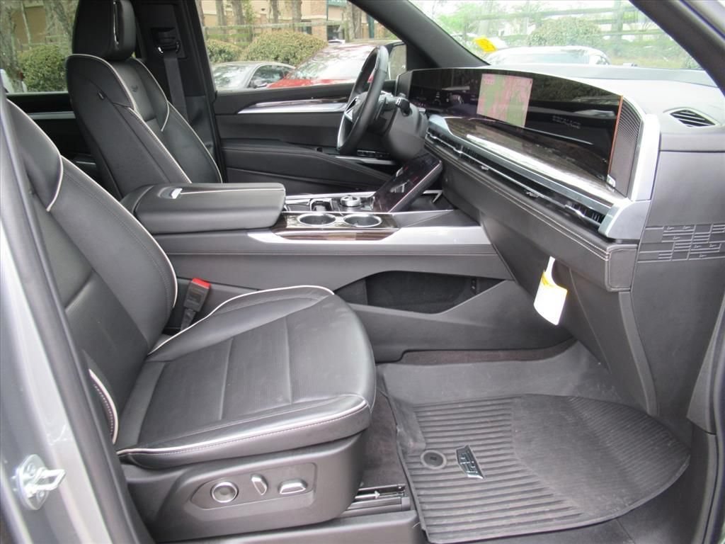 2025 Cadillac Escalade Premium Luxury - Photo 10