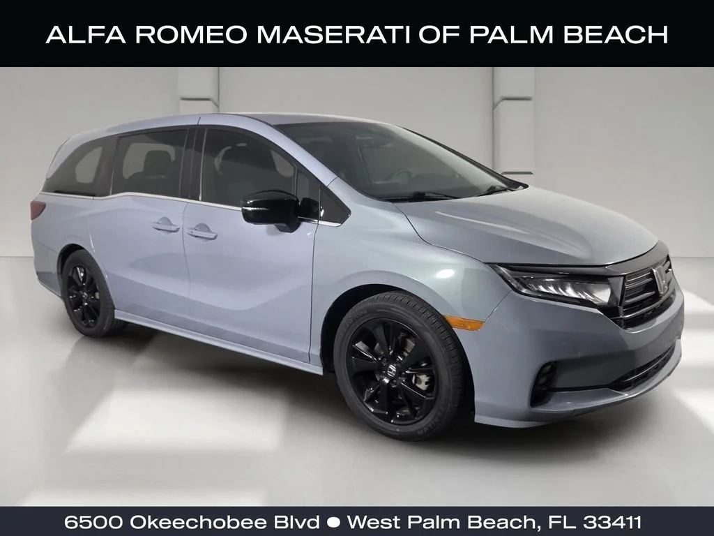 2023 Honda Odyssey SPORT's photo