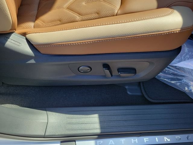 New 2026 Nissan Pathfinder Platinum