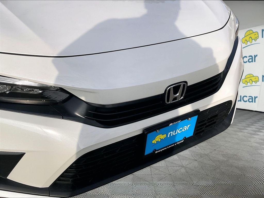 Used 2023 White Honda EX image 30