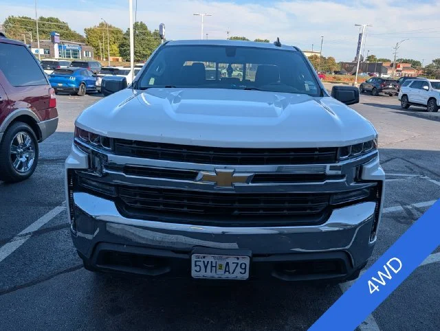 Used 2020 Summit White Chevrolet LT image 2