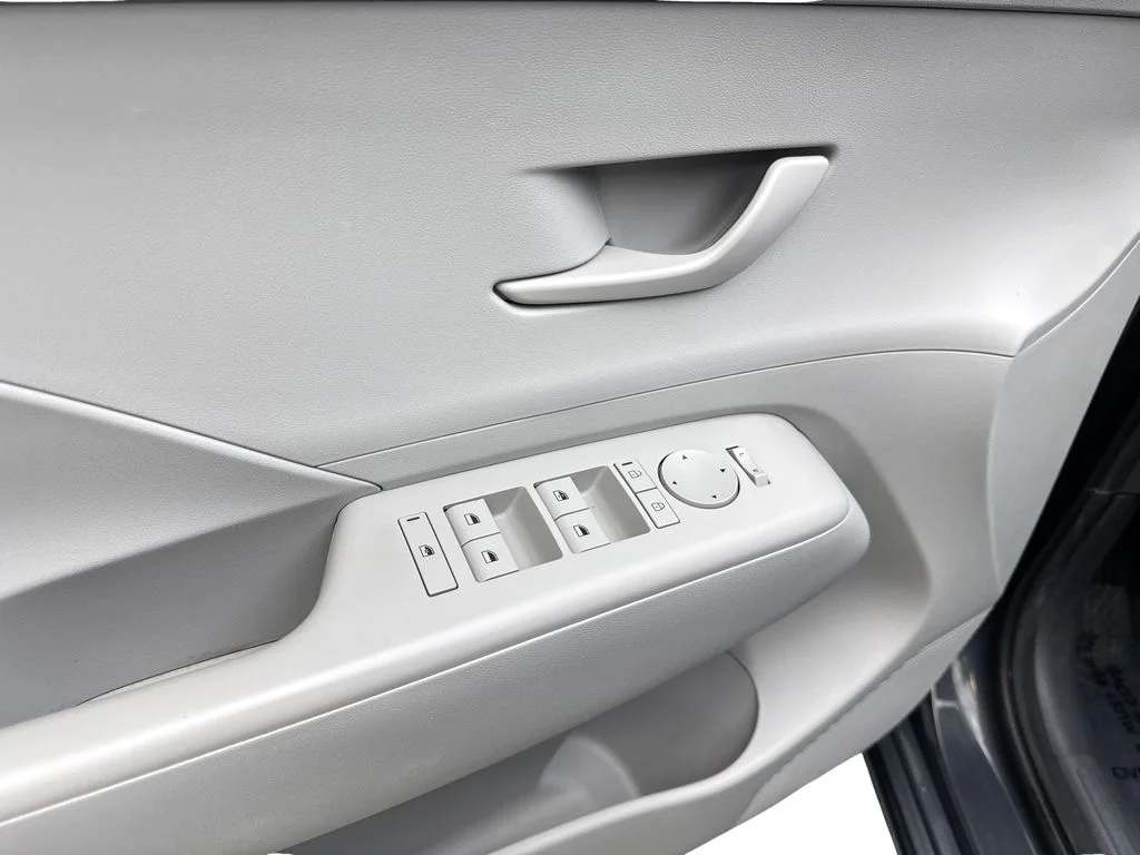 Used 2024 Gray Hyundai SEL image 32