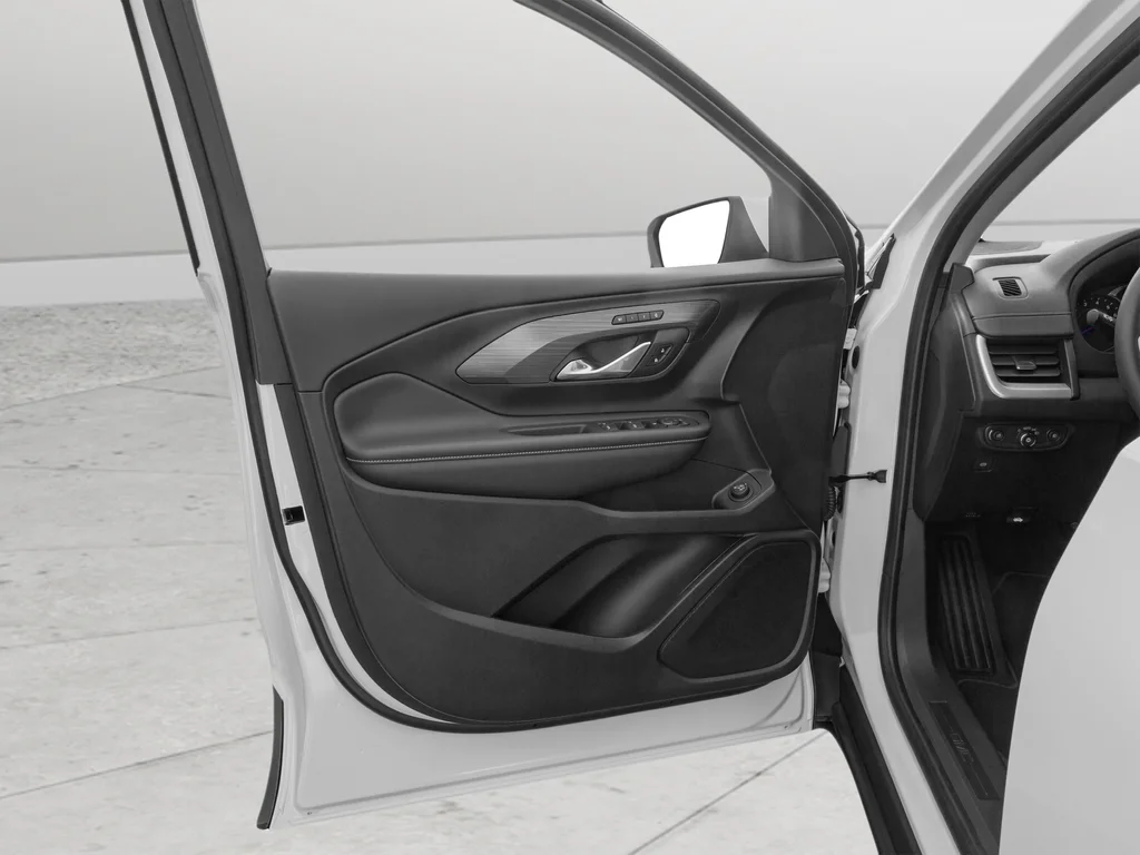 Used 2023 White GMC AT4 image 12