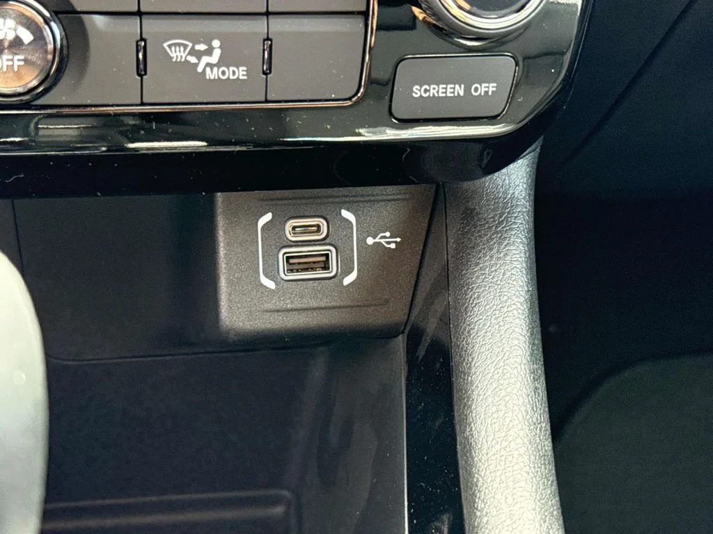 New 2026 Blue Jeep Latitude image 28