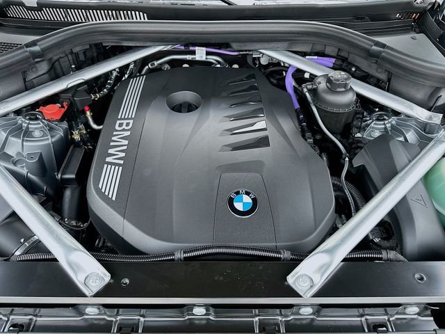 Used 2026 Gray BMW sDrive40i image 25