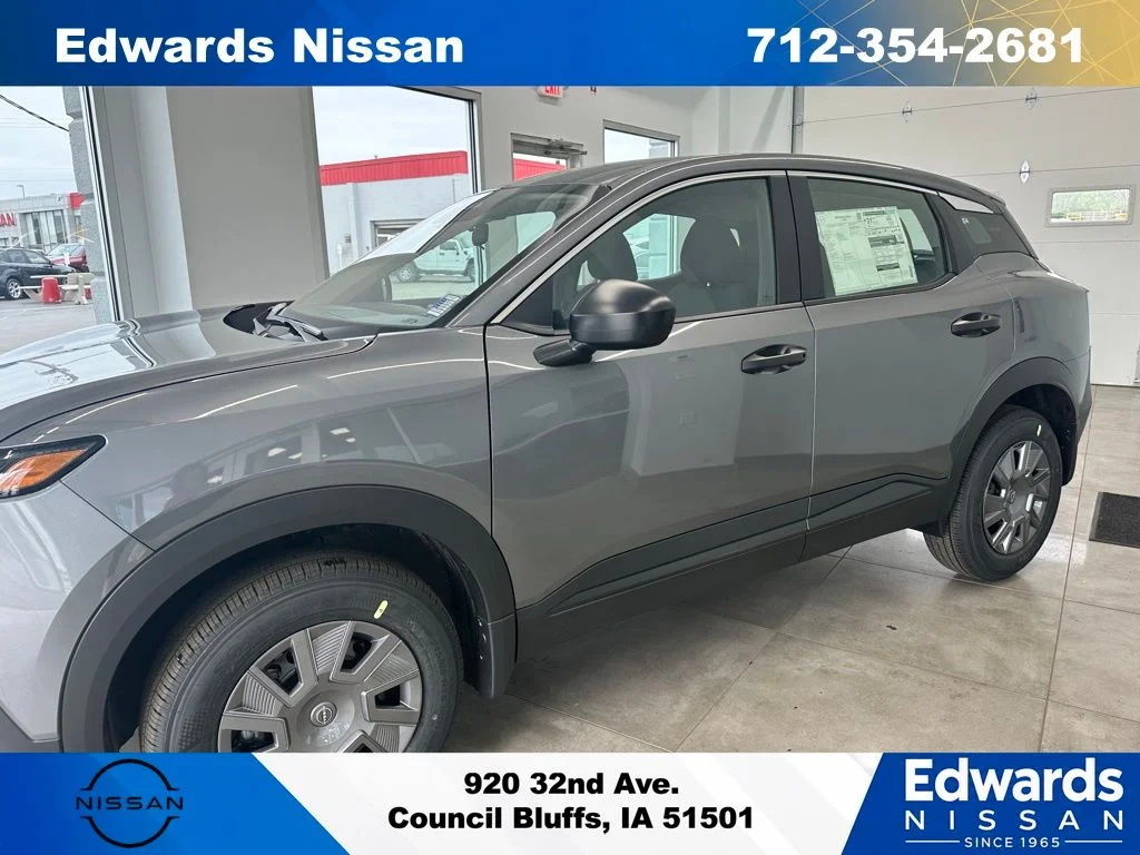 2026 Nissan Kicks 2.0 S's photo