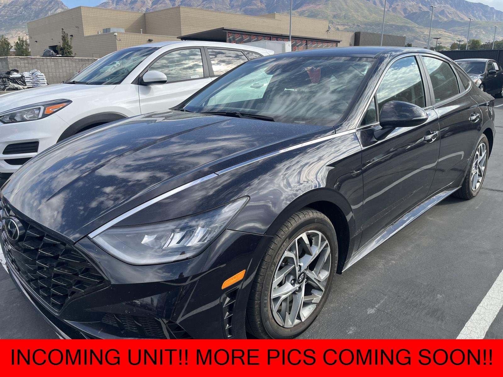 Certified Used 2023 Carbon Blue Hyundai SEL image 1