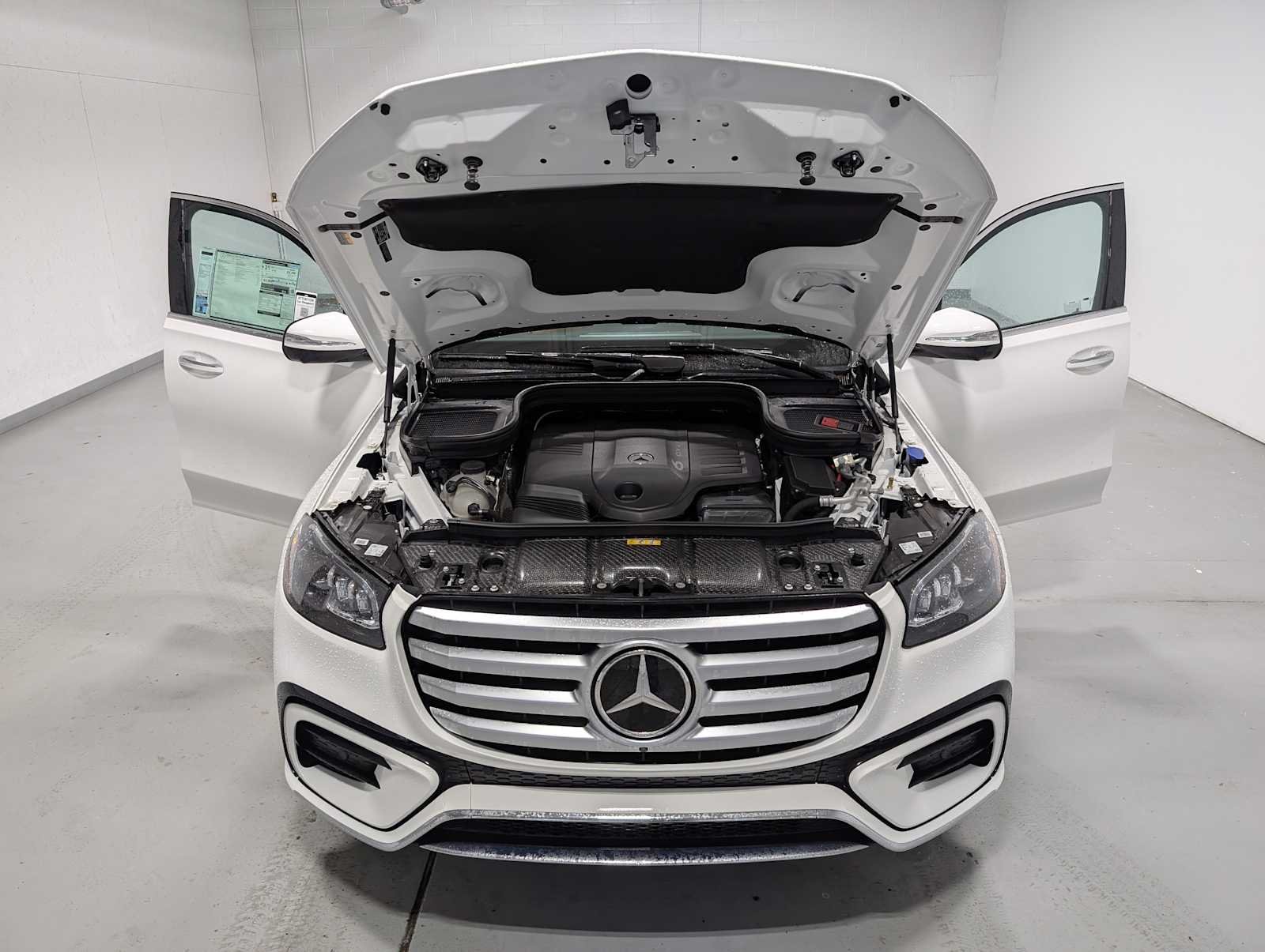 Used 2026 Polar White Mercedes-Benz GLS 450 image 11