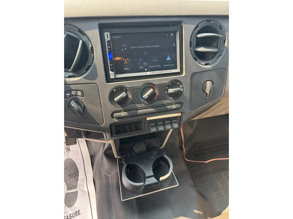 Used 2009 Oxford White Clearcoat Ford XLT image 13