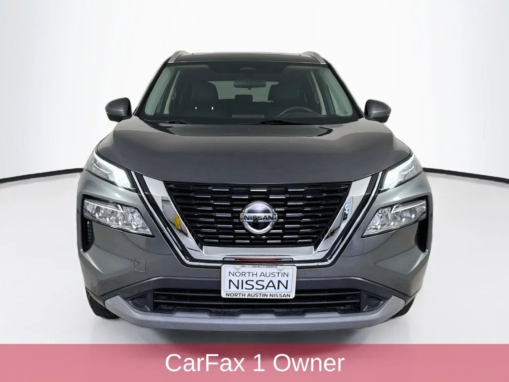 Used 2021 Gun Metallic Nissan SV image 2