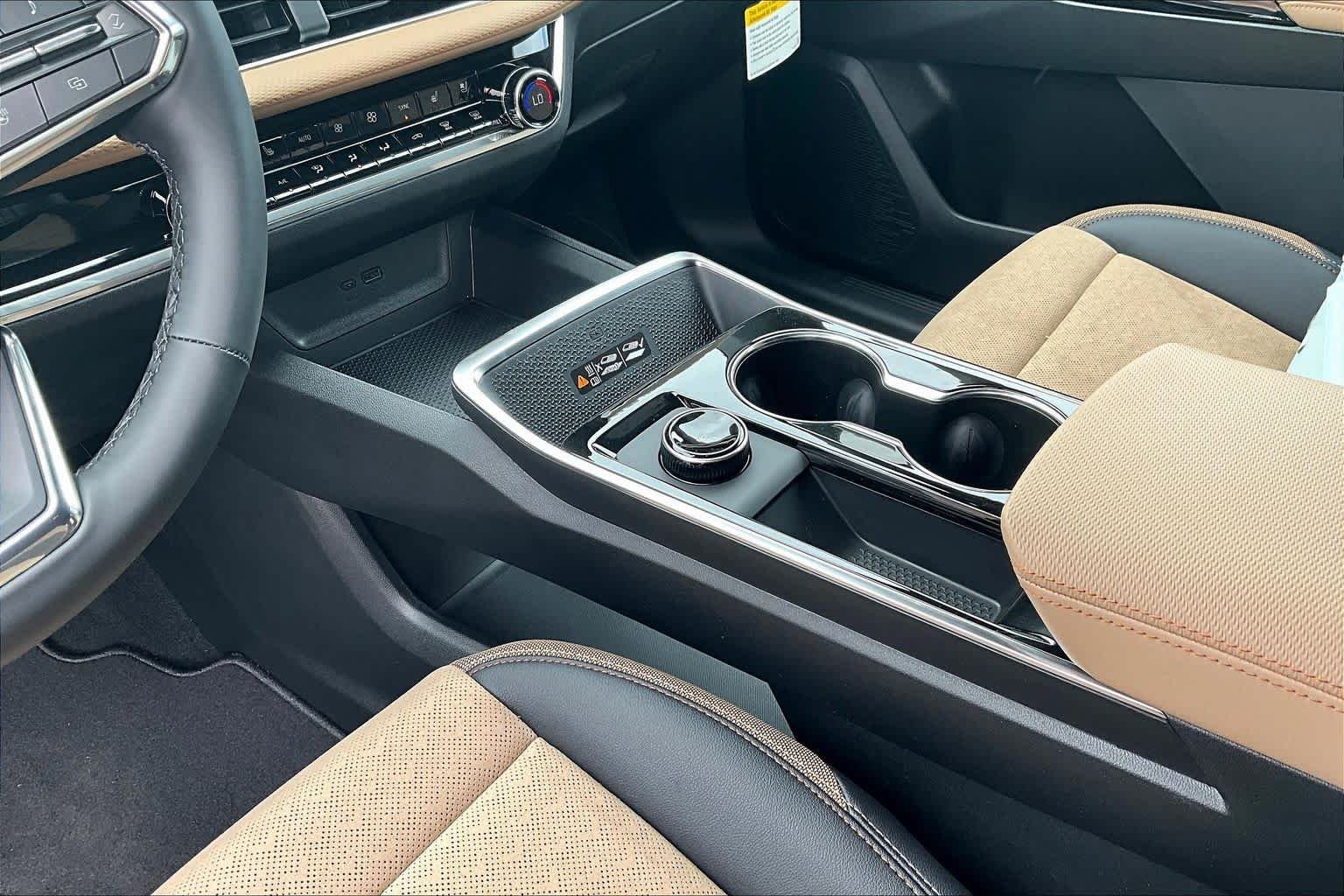 2026 Chevrolet Equinox ACTIV - Photo 8