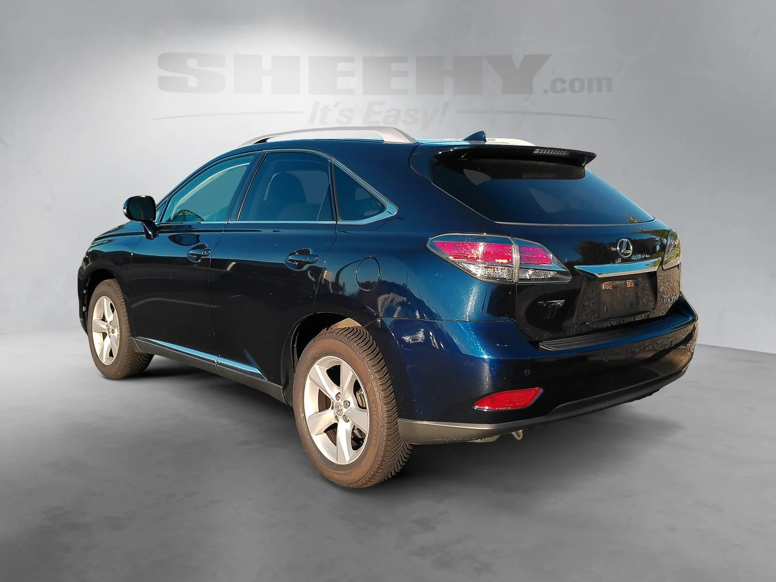 Used 2015 Blue Lexus 350 image 16