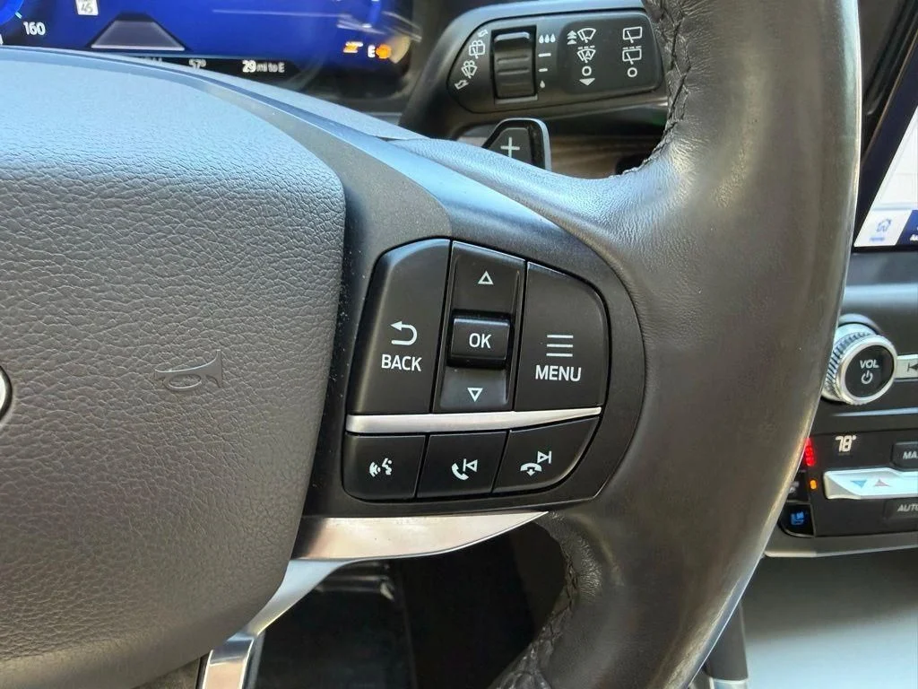 Used 2020 Red Ford Platinum image 19