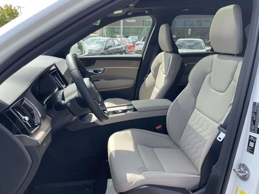 New 2026 Crystal White Volvo Plus image 8