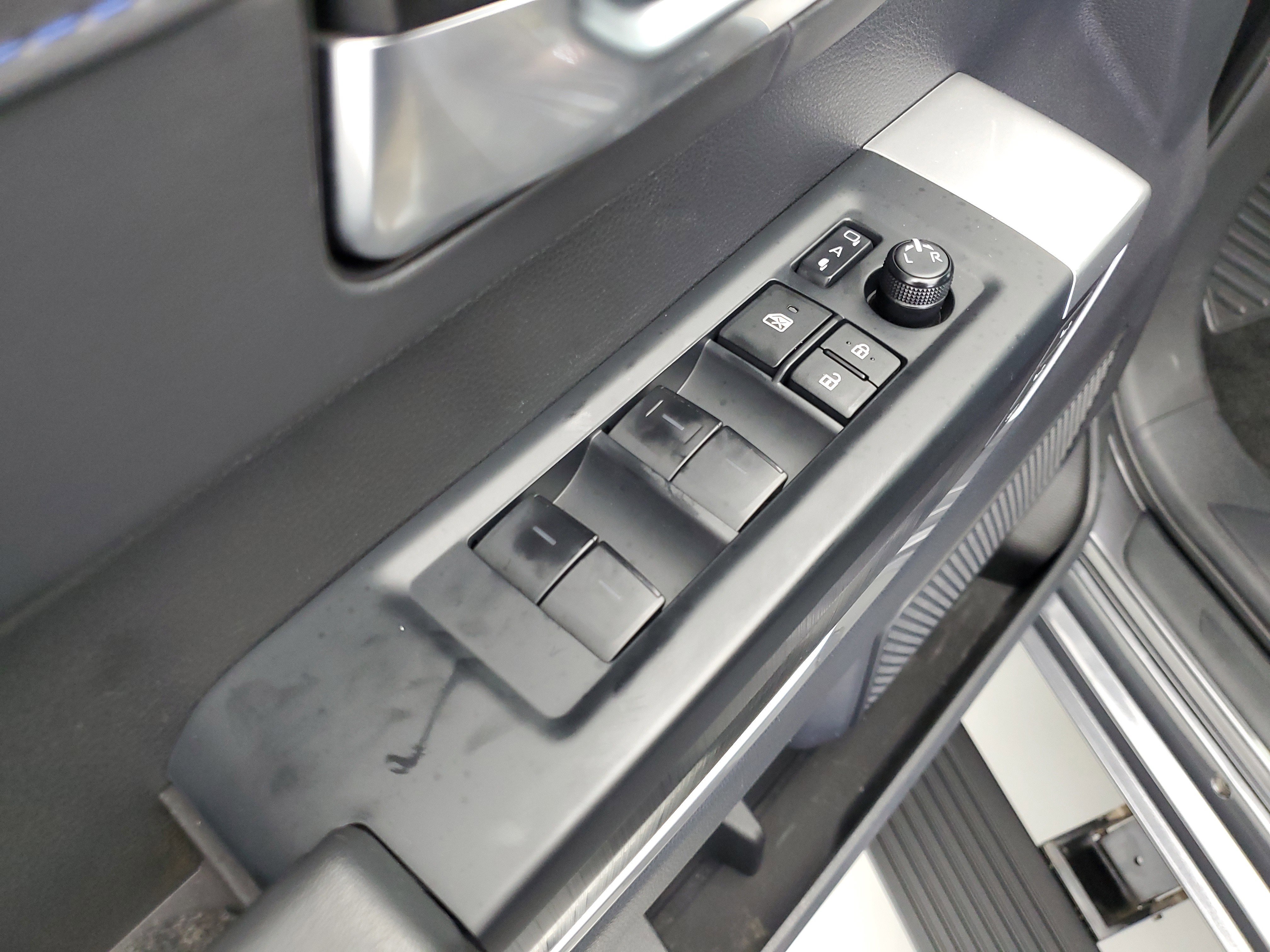Used 2025 Magnetic Gray Metallic Toyota Platinum image 21