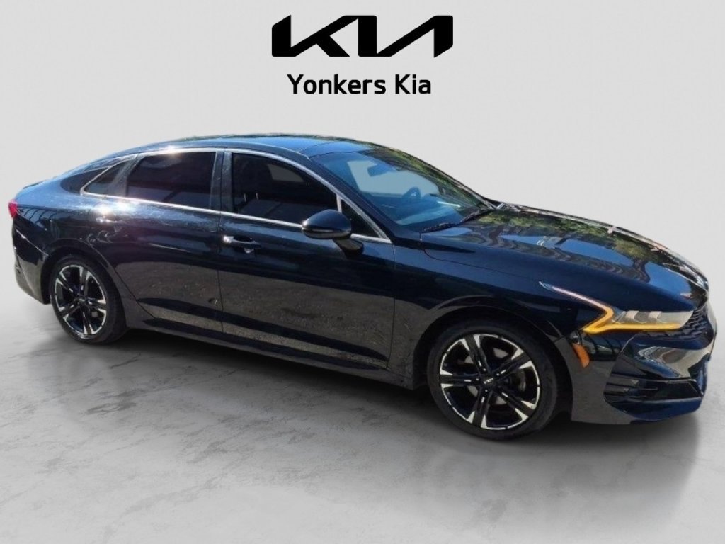Used 2022 Black Kia GT-Line image 4