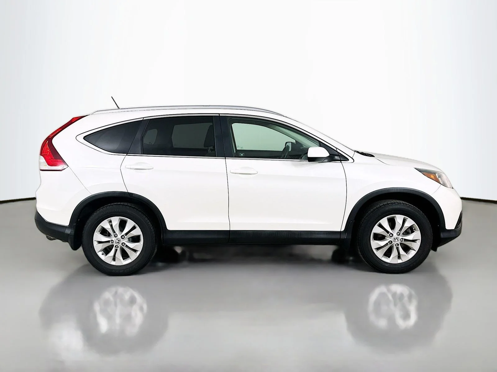 Used 2012 White Honda  image 4