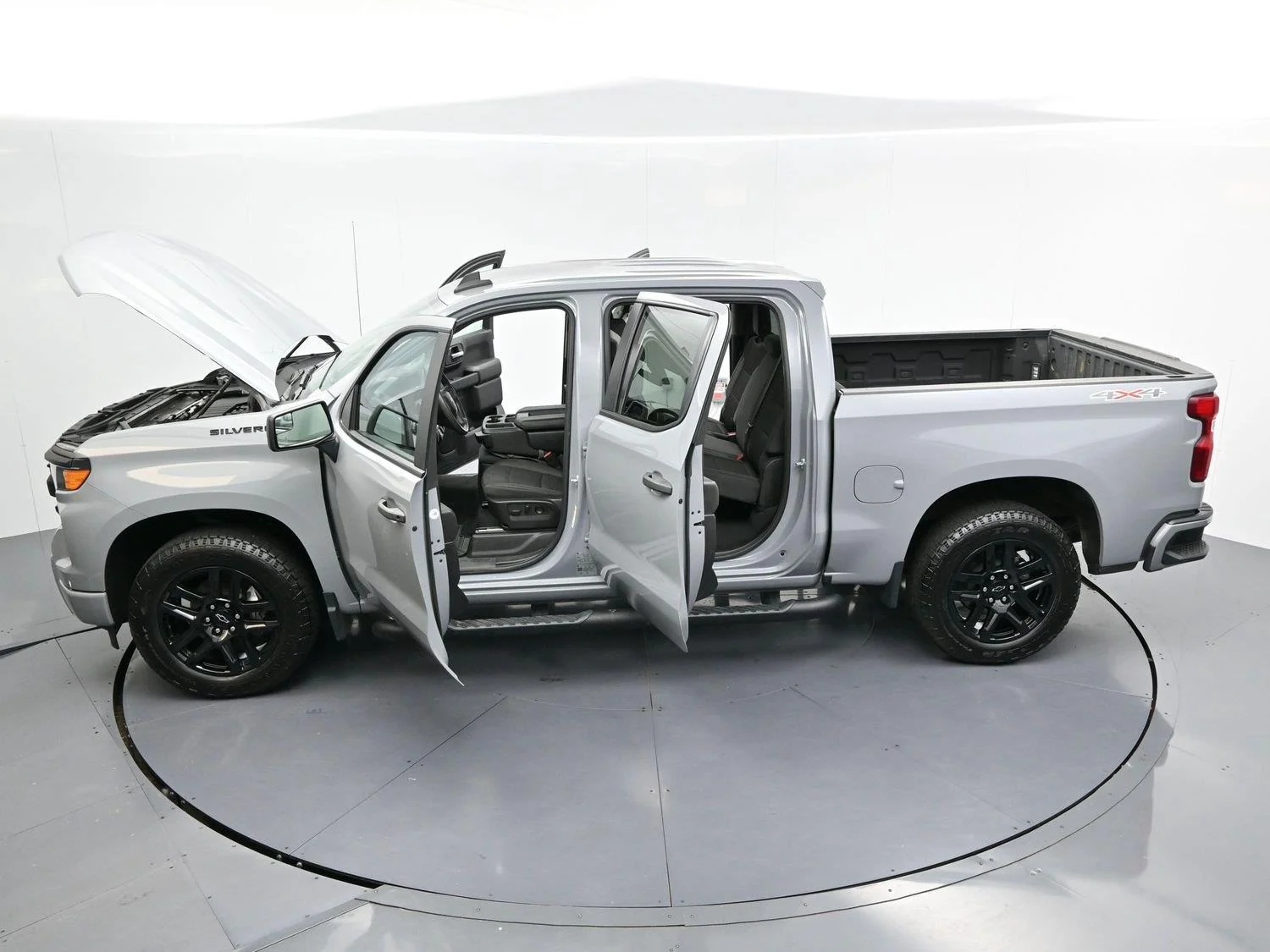 Used 2024 Slate Gray Metallic Chevrolet Custom image 37