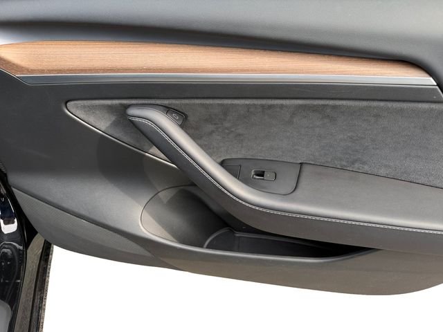 Used 2023 Blue Tesla Base image 14