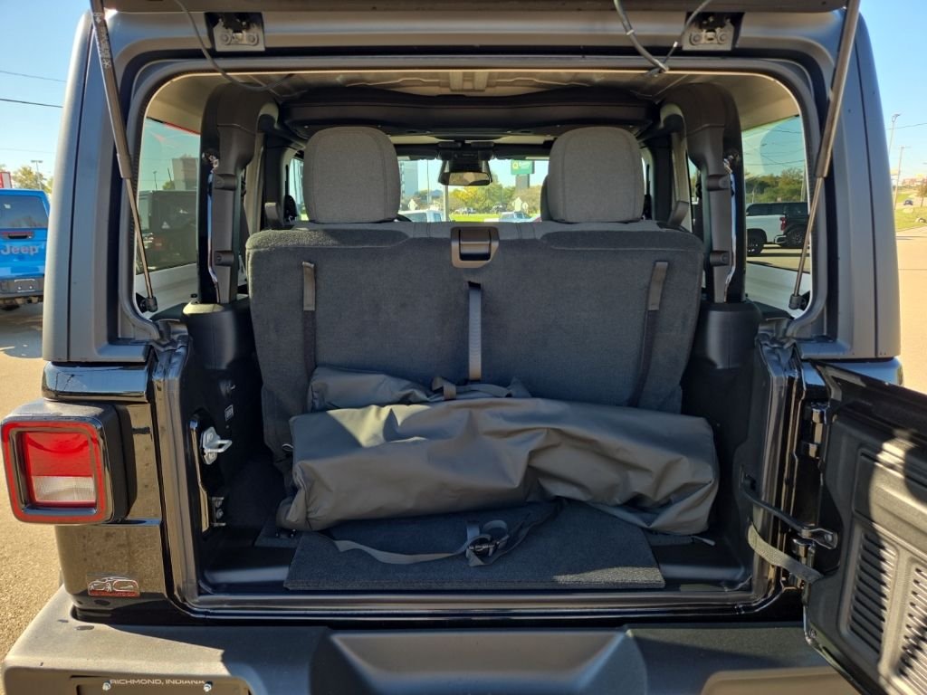 2026 Jeep Wrangler 2-Door Sport S - Photo 7