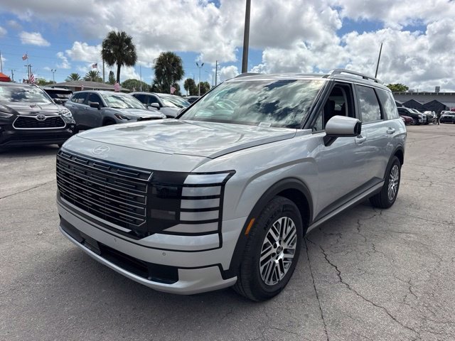 Used 2026 Silver Hyundai SEL image 8