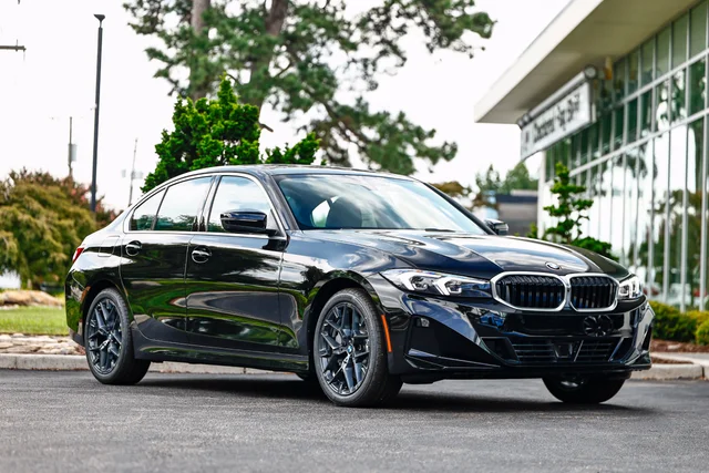 2026 BMW 3 Series 330i