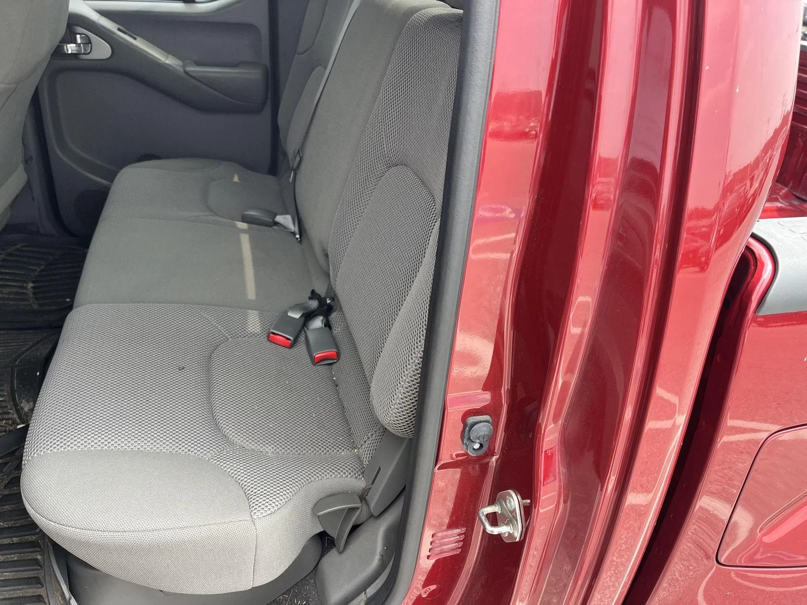 Used 2020 Cayenne Red Metallic Nissan SV image 12