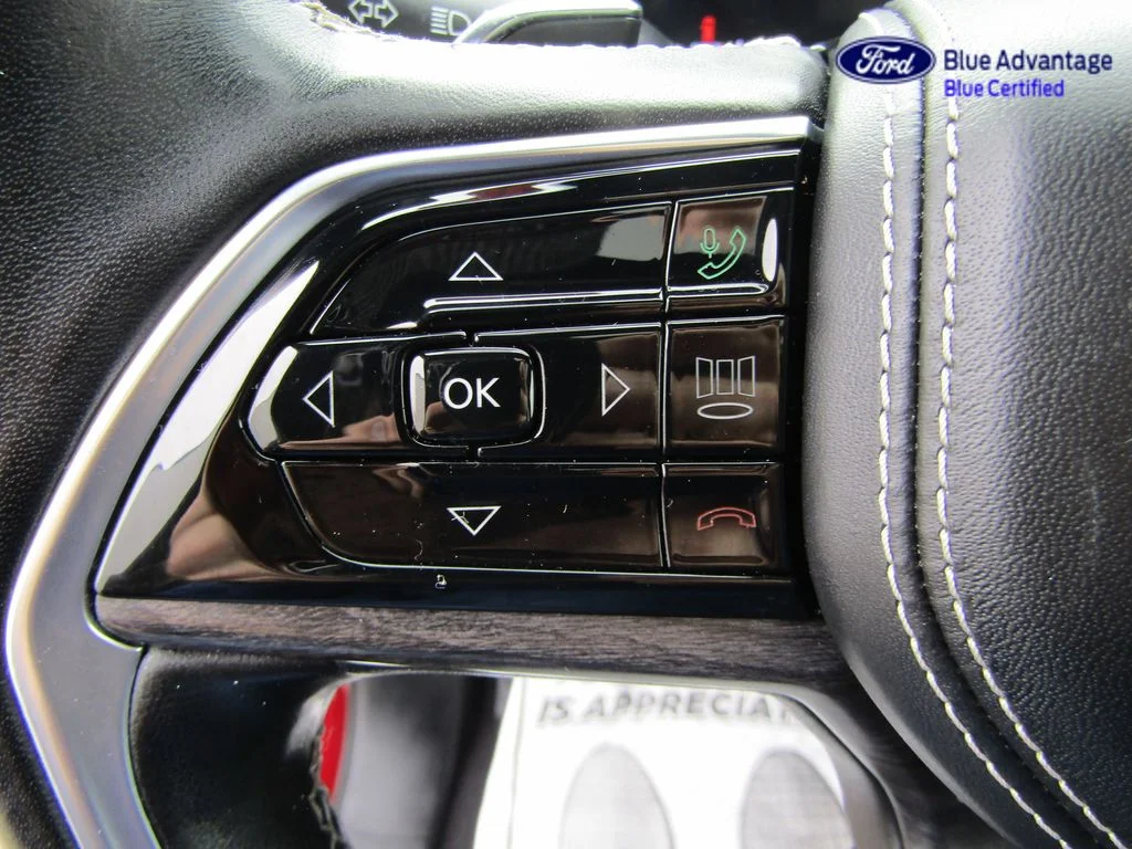 Certified Used 2022 Velvet Red Pearlcoat Jeep Overland image 27