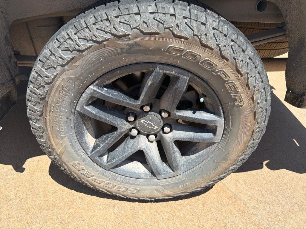 Used 2020 White Chevrolet LT Trail Boss image 6
