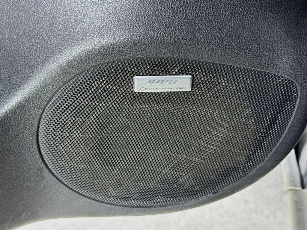Used 2014 Brilliant Silver Nissan SL image 24