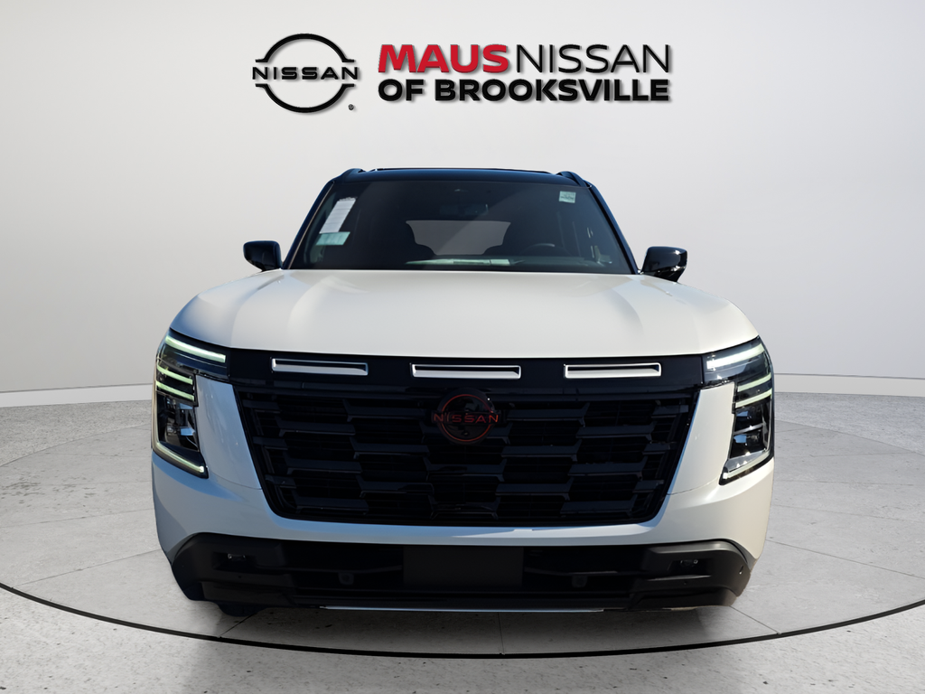 New 2026 White Nissan PRO-4X image 3