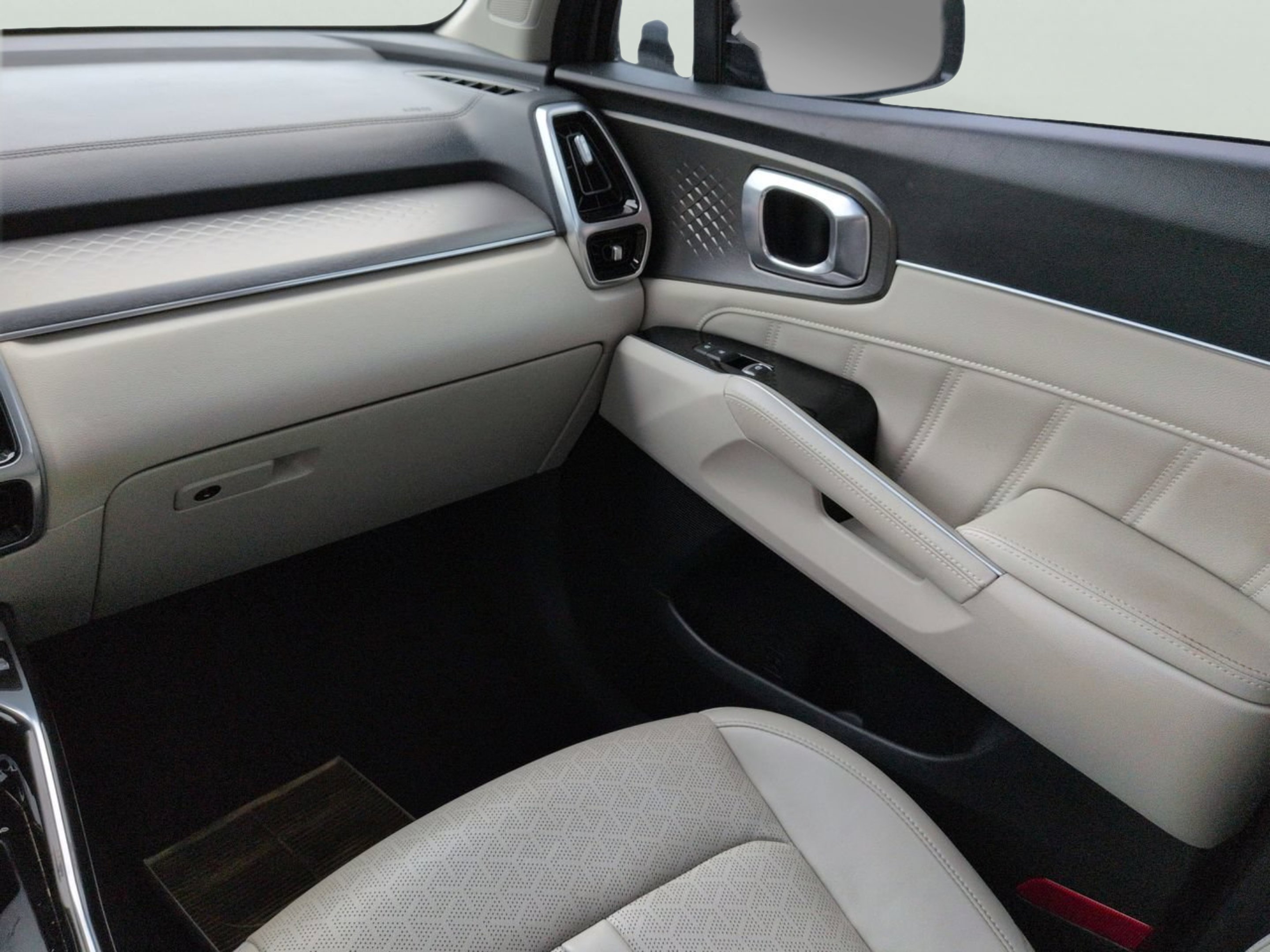 Certified Used 2023 Wolf Gray Kia SX image 16