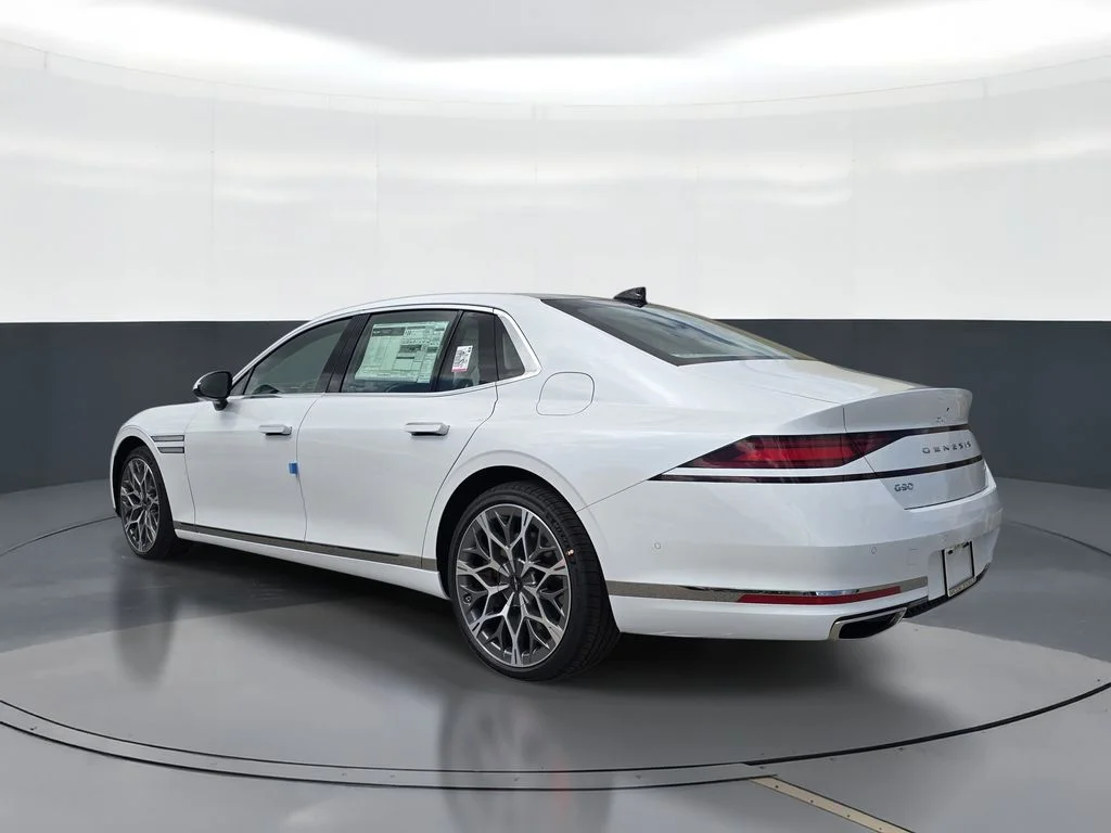 New 2026 White Genesis 3.5T e-SC image 4