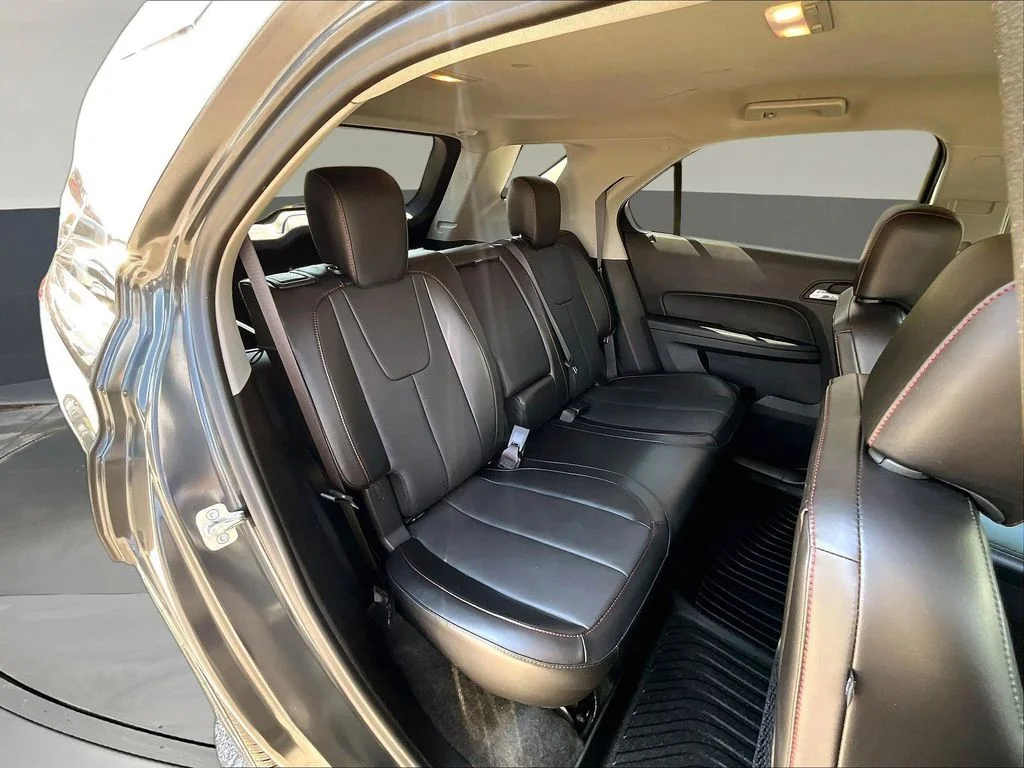 Used 2017 Gray Chevrolet Premier image 27