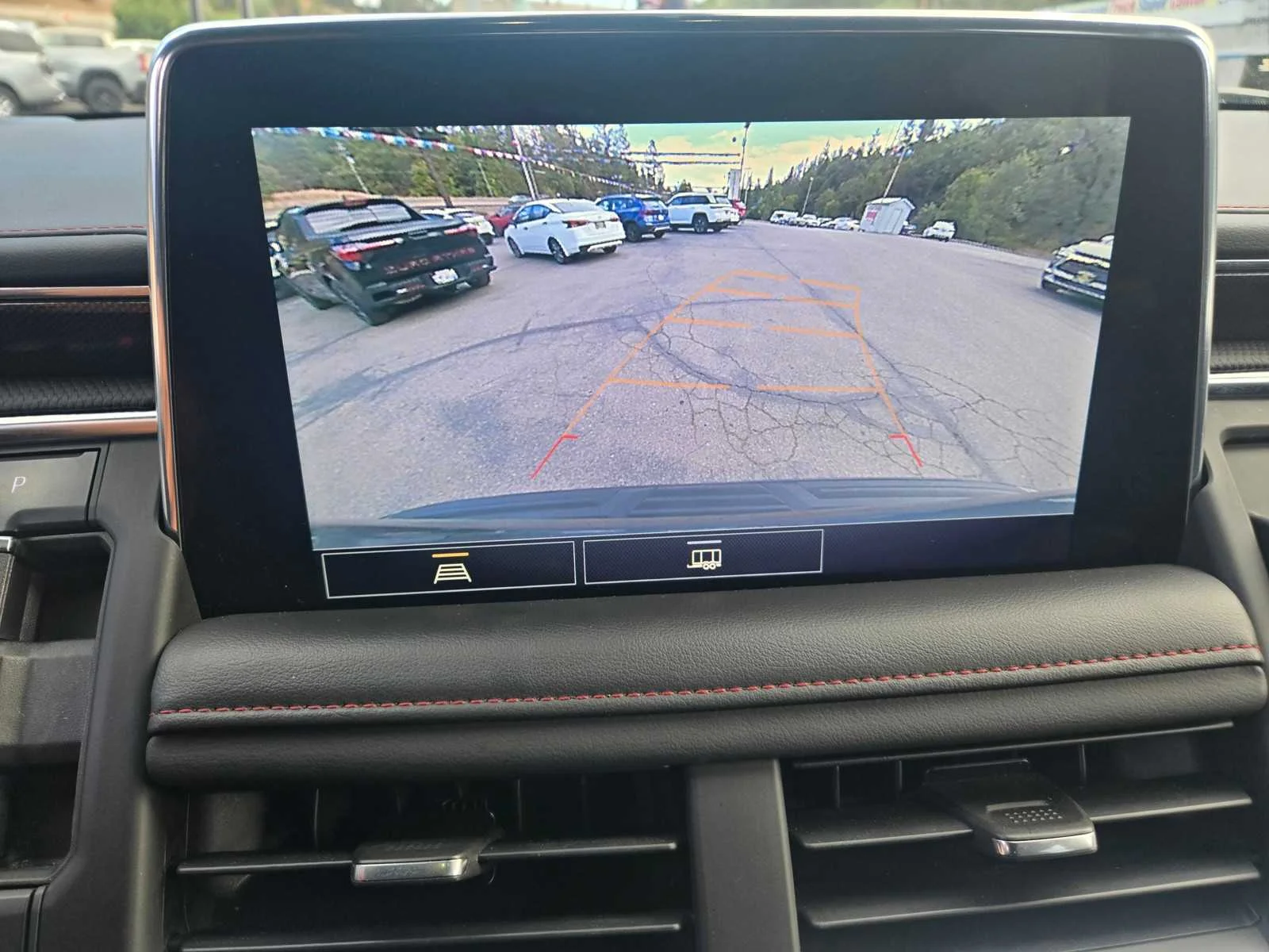 2021 Chevrolet Tahoe RST - Photo 12