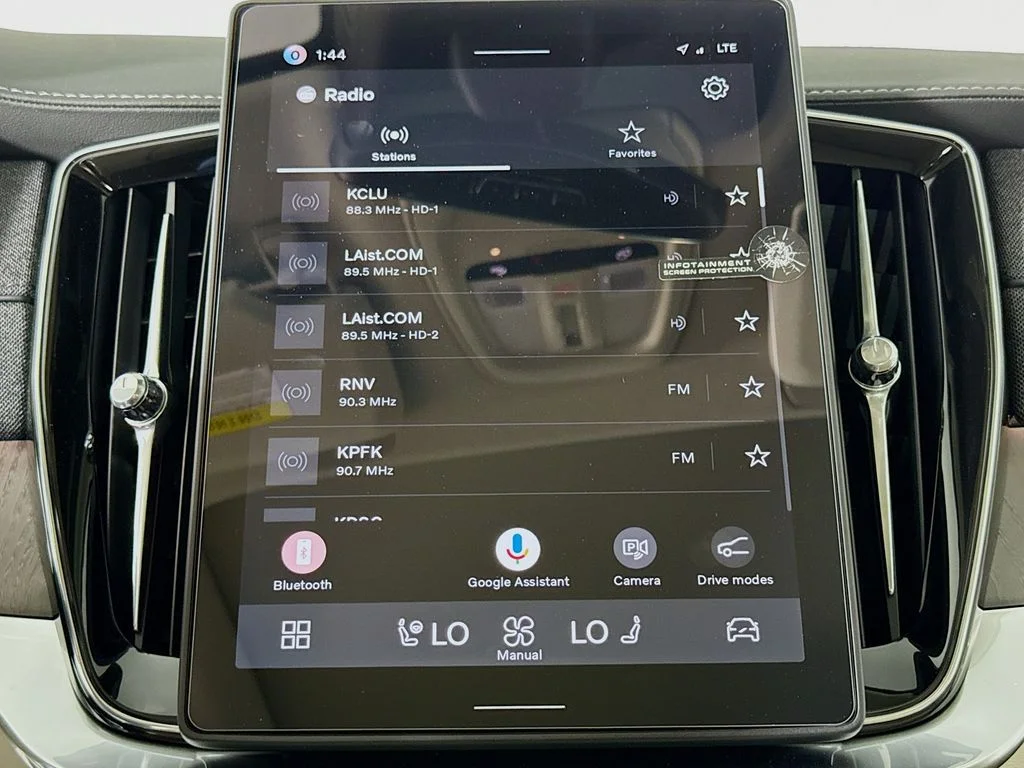 New 2026 Blue Volvo T8 Ultra image 15