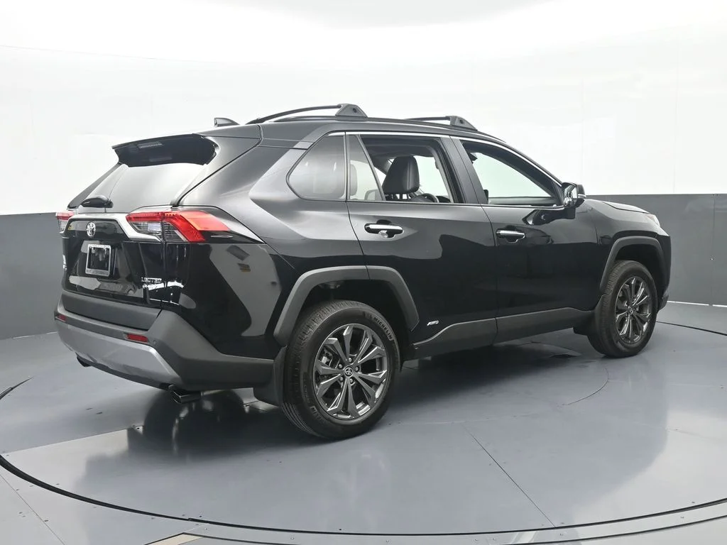 Used 2025 Midnight Black Metallic Toyota Limited image 5