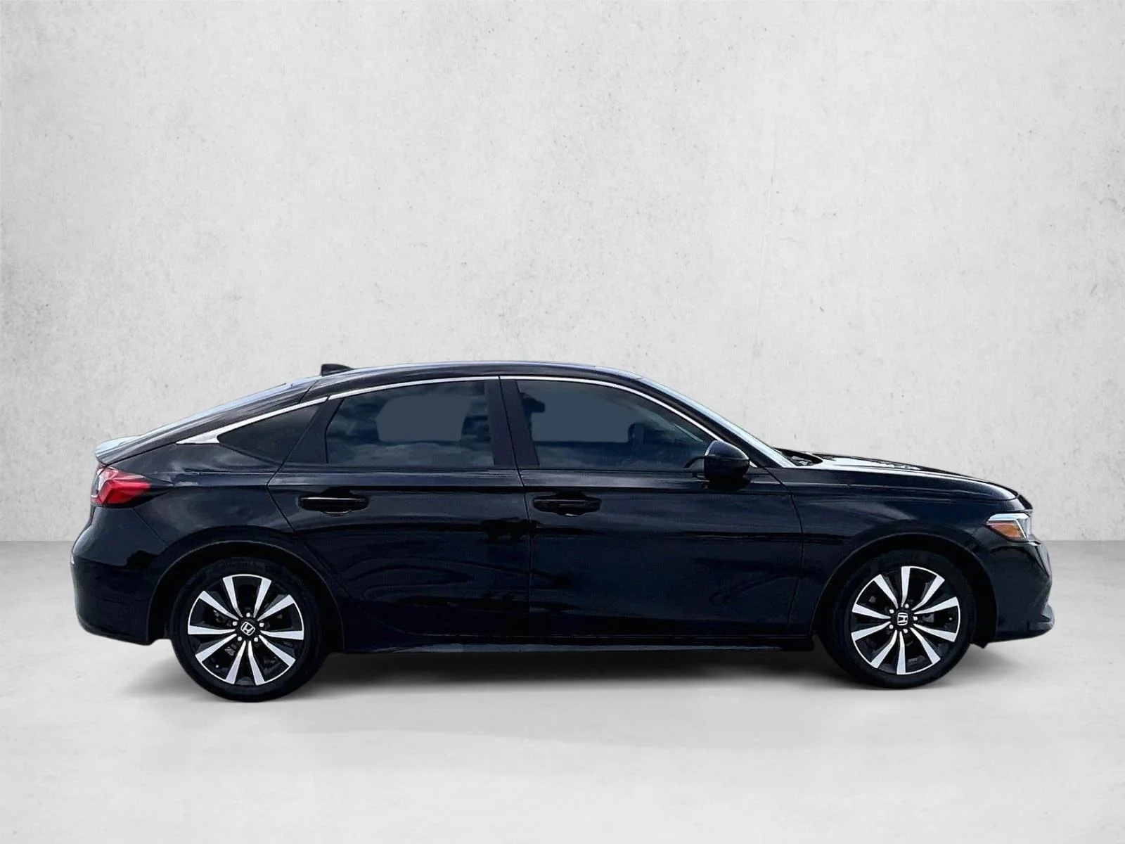 Used 2023 Black Honda EX-L image 5
