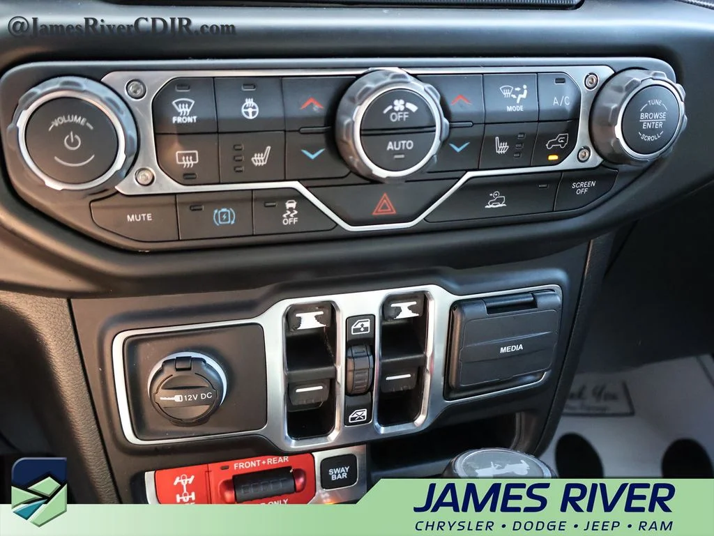 Used 2023 White Jeep Rubicon 4xe image 35