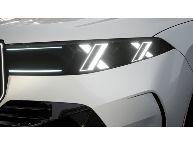 New 2027 Mineral White Metallic BMW  image 6