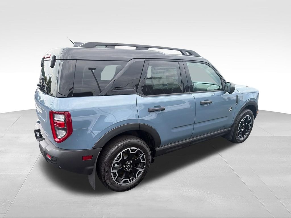 New 2026 Azure Gray Metallic Tri-Coat Ford Outer Banks® image 5