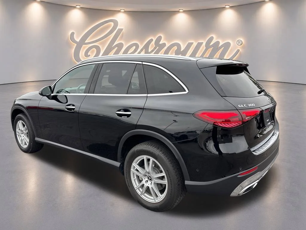 Used 2023 Black Mercedes-Benz GLC 300 image 3