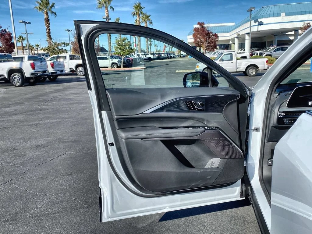 2026 Cadillac LYRIQ Sport - Photo 21