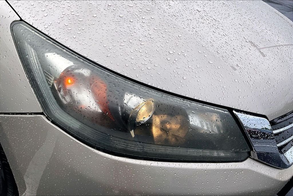 Used 2013 Beige Honda Sport image 27
